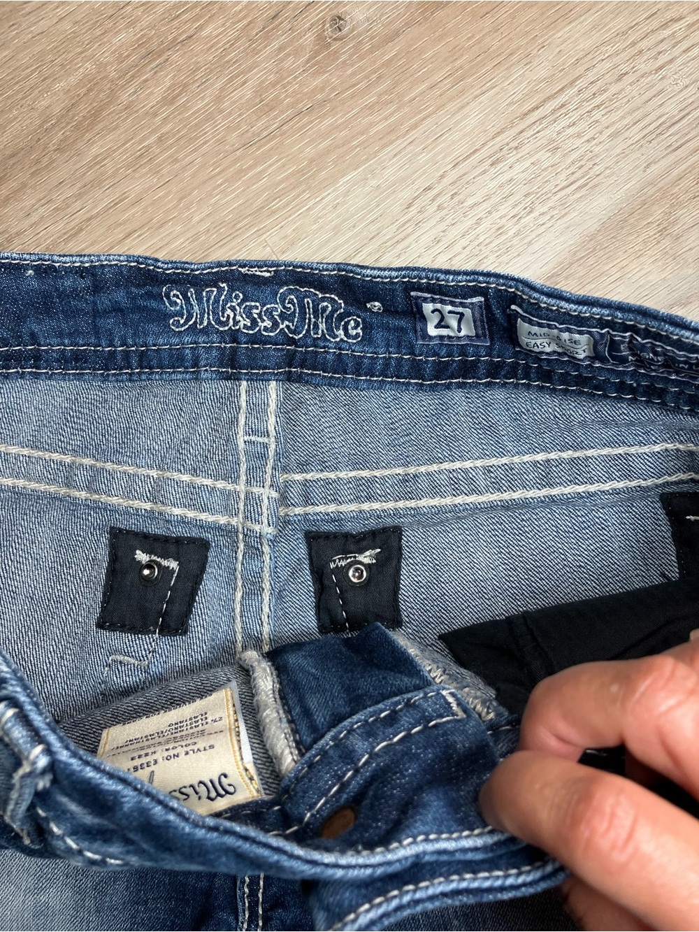 Miss Me denim short size 27 - Picture 4 of 9